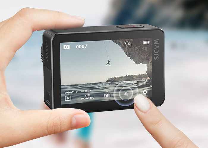 2.33-inch Large Touch Display Camera