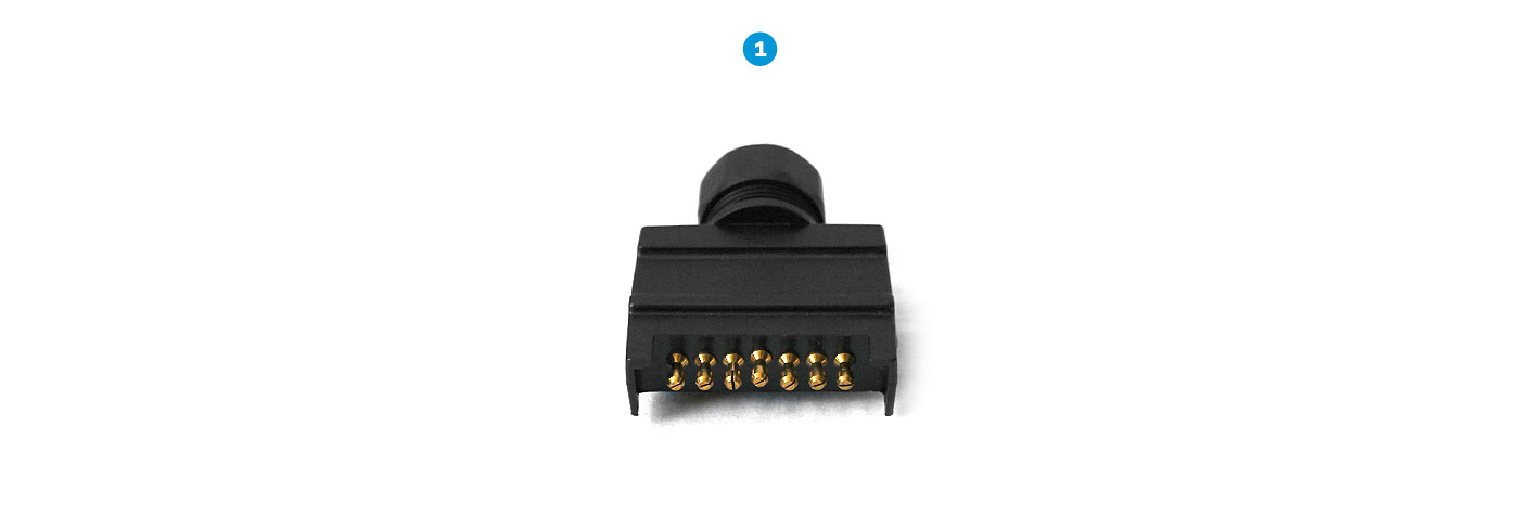 7 PIN Flat Plastic Connector