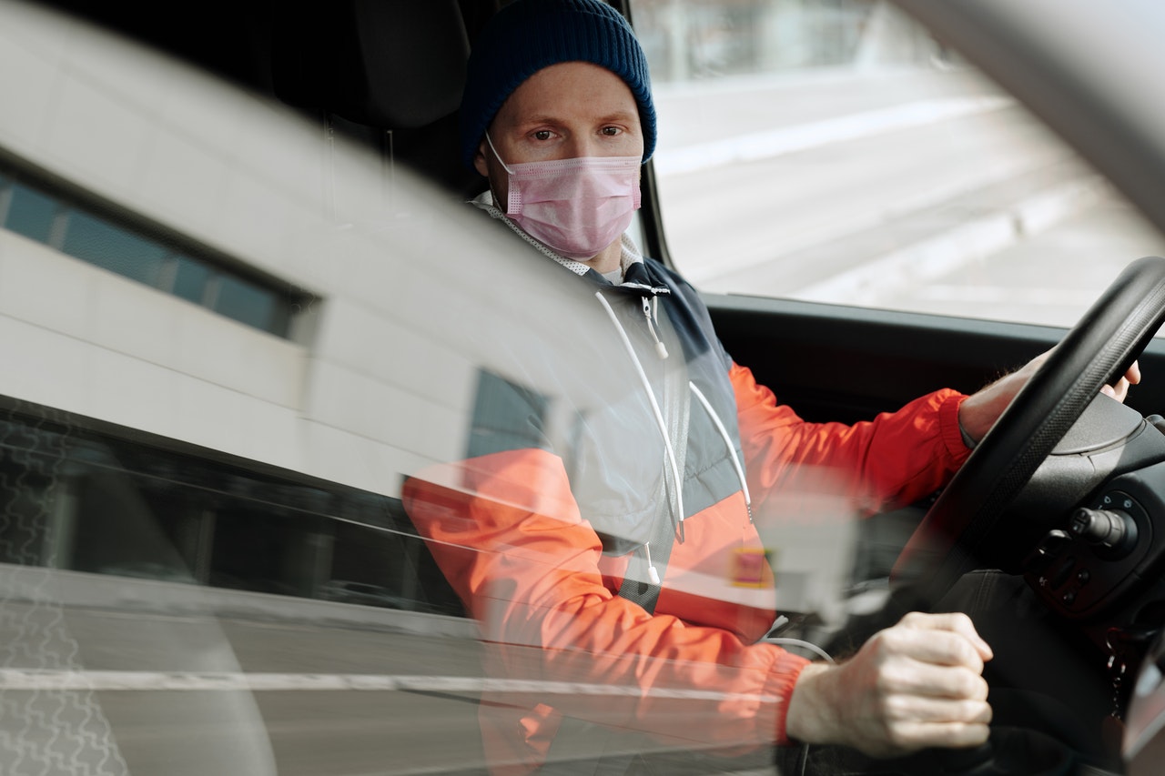 truck driver with face mask