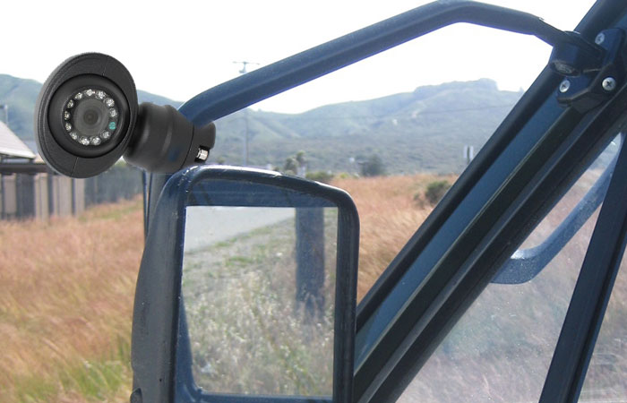 camera mounted on side mirror